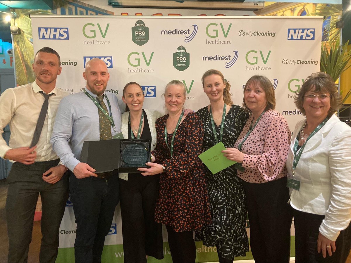 Amanda Hall tweet media