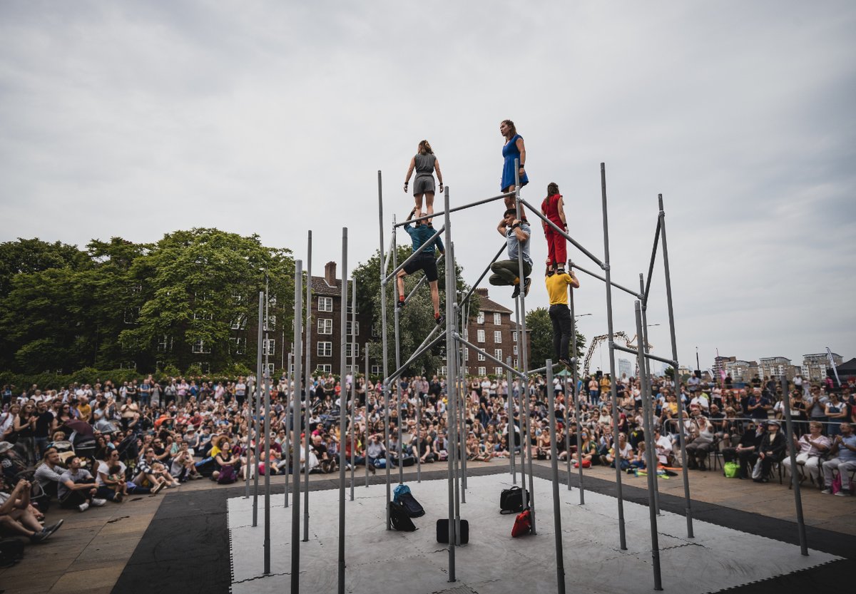 DansaMetropol_'s tweet image. Als carrers durant el #DansaMetropolitana 👇

📆 10/03
📍 L'Hospitalet - Rambla de la Marina

📆 11/03
📍 #Liminar Barcelona - Antiga Fàbrica Mercedes

📆 18/03
📍 Cornellà - Davant Masia Can Maragall i pl. de l'Església

📆 19/03
📍 Granollers - Pl. Maluquer i Salvador