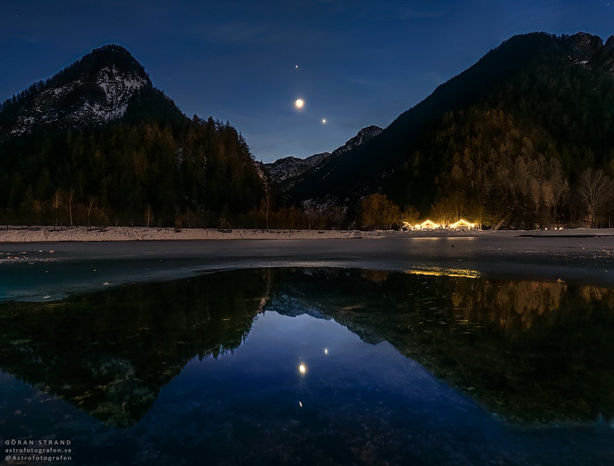 Beautiful moonset in #KranjskaGora, Slovenia.

At the moment I'm in #Slovenia working and tonight I took the opportunity to go out capturing this beautiful evening sky with planet #Jupiter, a crescent #Moon and planet #Venus.

#Nikon Z9 med Nikkor Z 24-120mm f/4 S

@NikonEurope