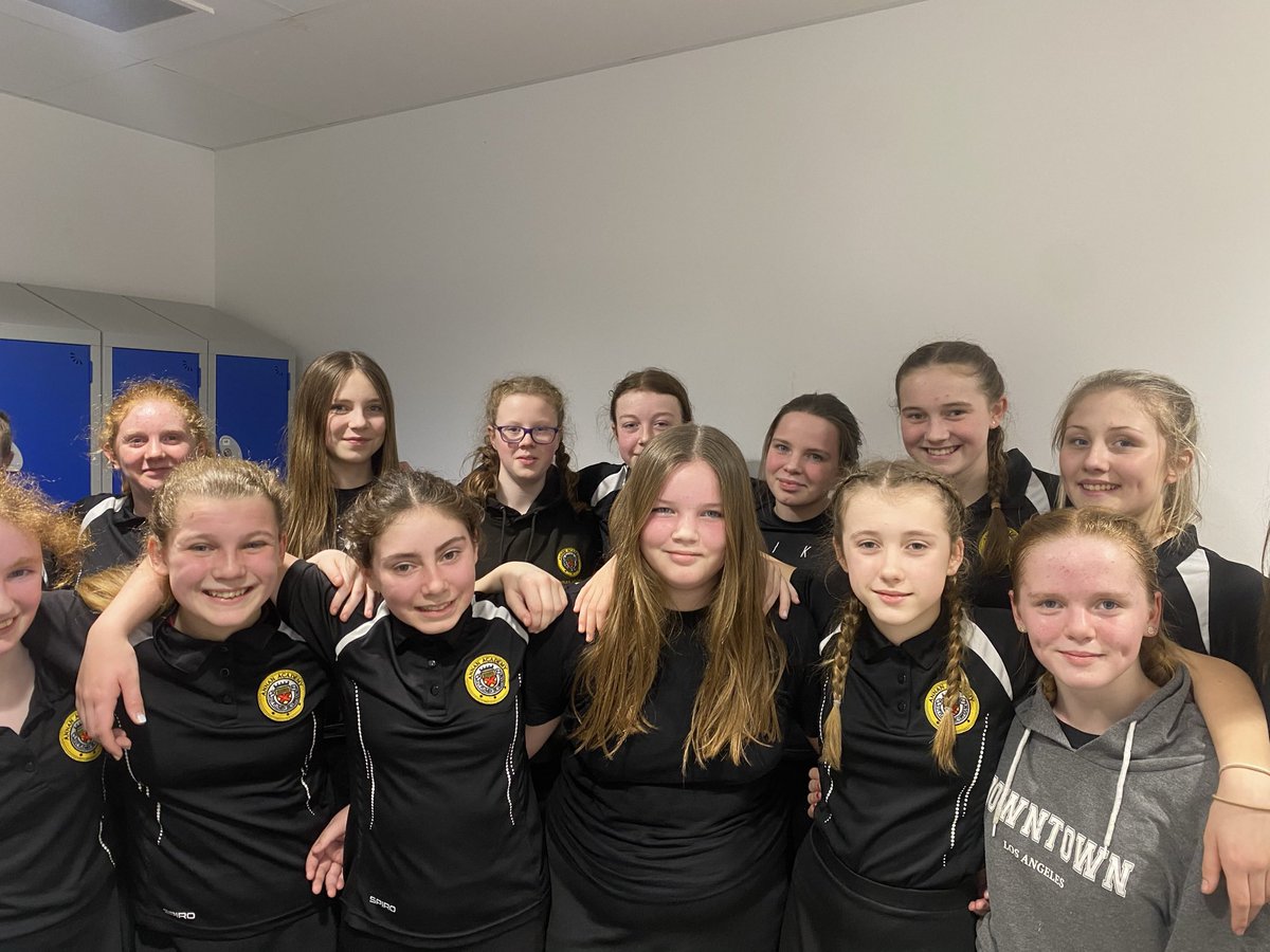 Miss Ritchie tweet media