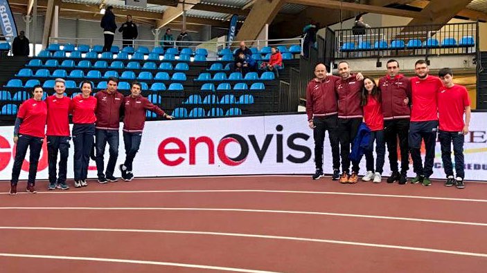 👏 🏃‍♀️👨🏻‍⚕️ ¡Un aplauso para el equipo médico del Campeonato de España de Atletismo en pista cubierta de 2023!

Estamos encantados de ir de la mano de la <a href="/atletismoRFEA/">atletismoRFEA</a> y ser su proveedor médico oficial.

#Enovis #CreatingBetterTogether #fisioterapia #atletismo