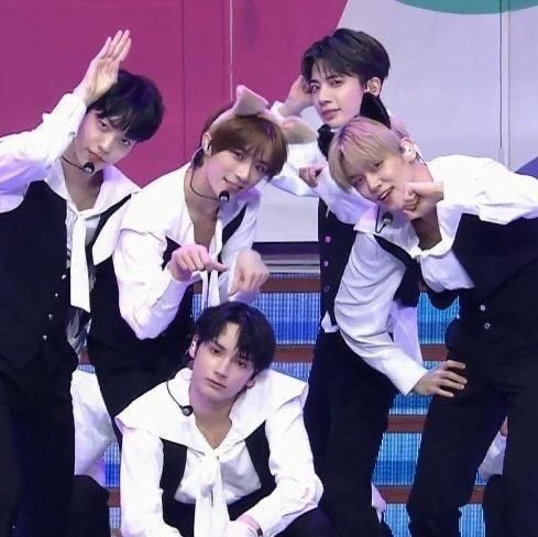 𝐑࣪❦𝐒𝐄‏ tweet media