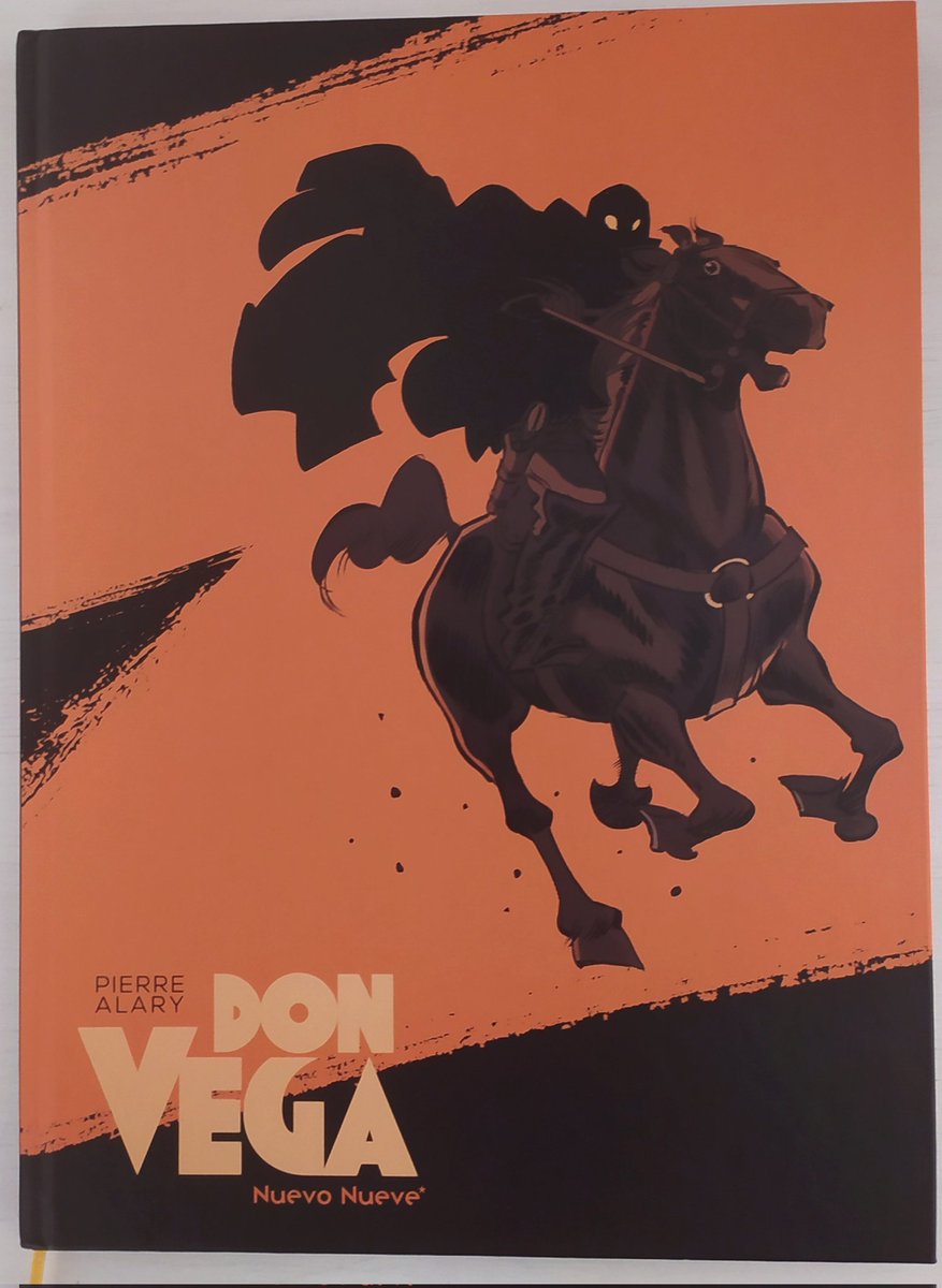 hombrepicaraza's tweet photo. Un año de tebeos (53)
Don Vega.
La leyenda de El Zorro es de esas que de vez en cuando vuelven a ponerse de moda porque nunca han pasado de moda, siempre están vigentes y más si Pierre Alary hace semejante tebeo
#intentando
#untebeoaldía
#unañodecómic
#DonVega https://t.co/bxuvTJcu9p