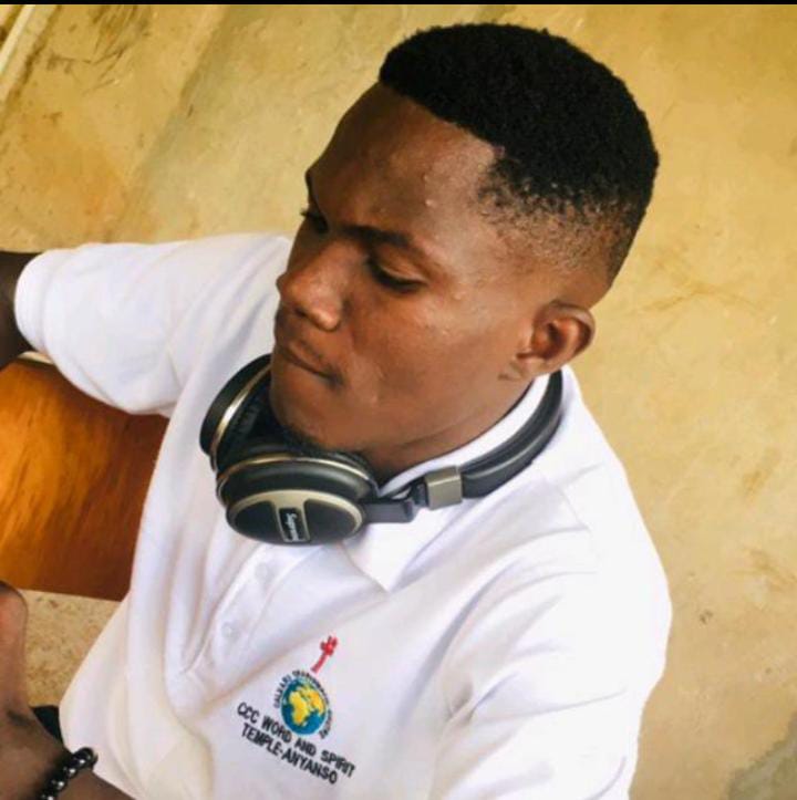 EddyK44358191's tweet photo. A step further to serve the Good people of the #BosomeFrehoConstituency as the parliamentary candidate... #MassiveDevelopment @BosomeFreho_GES #MP for Bosome Freho Constituency.
Kwame Adarkwah adwumapa ntoasoc
Eddy K is #HereToServe,
(Needs more advise and support)
0545323292 https://t.co/FJo0CuP3eO