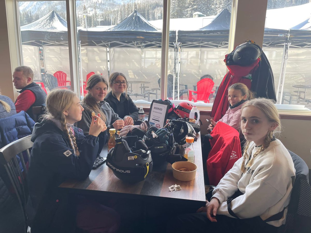 John Harrison (@malbank_head) on Twitter photo 