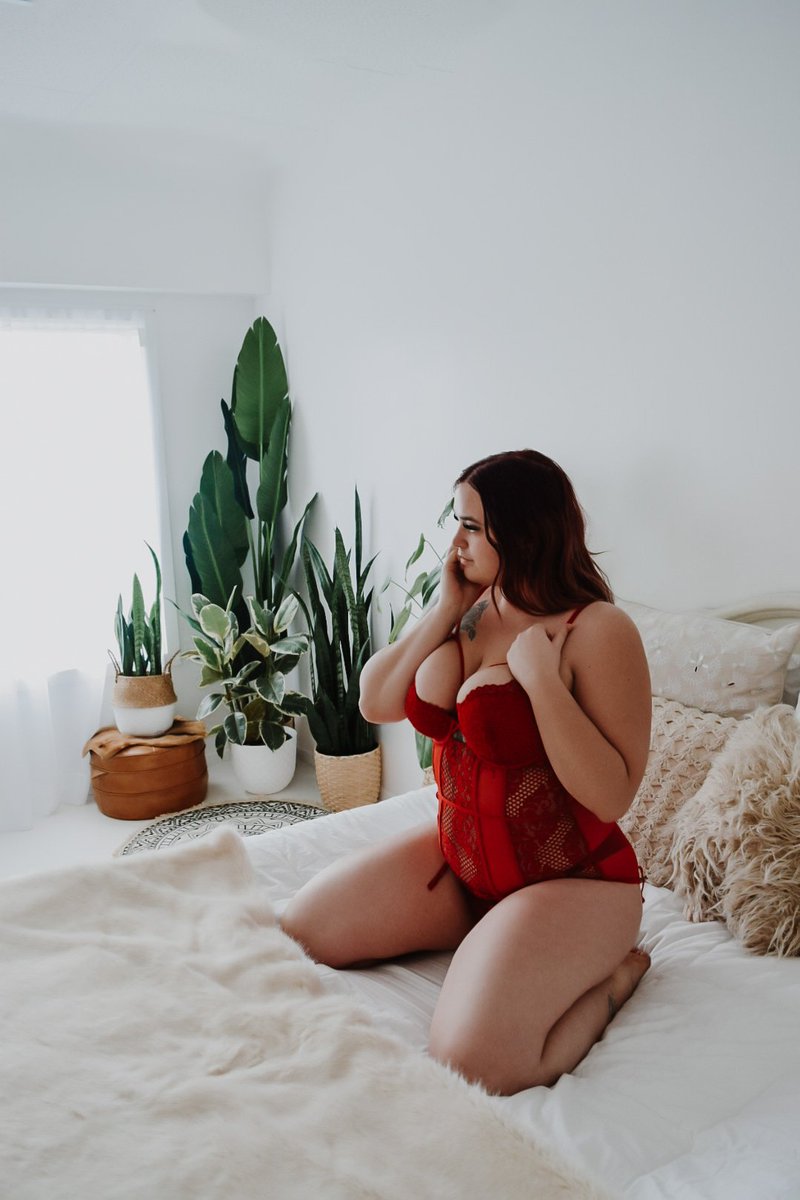 CakeXQueen's tweet photo. #hot #spicy #boobs #tits #tease  #sexy #prn #ass #booty #bondage #milf #curvy #bigbooty #spank #thick #curvymodel #sugardaddyseason #sugardaddyneeded #spoilme #onlyfans #OF #onlyfansmodel #onlyfansgirl https://t.co/go1M8Fx9do
