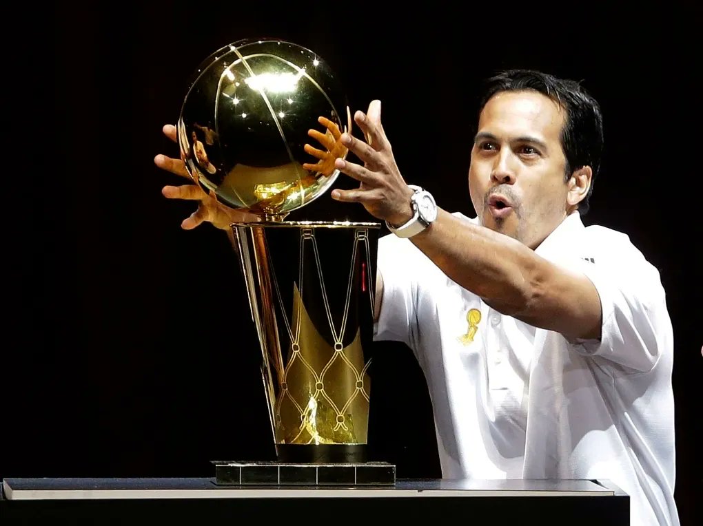 HeatNationCom's tweet photo. Erik Spoelstra (692) is five wins from passing Red Holzman (696) for 20th place on the all-time list 🔥

(Via AP) https://t.co/E2Ty1RC6Wb