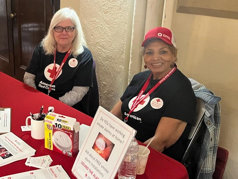 RedCrossPhilly's tweet photo. #RedCrossers in the Community! #Volunteers Cheryl and Sydney share #RedCross info at #Overbrook Presbyterian Church's Health Fair on Monday. Interested in this kind of #volunteer opportunity? Visit https://t.co/EtT8s0KxW2 to learn more. https://t.co/7AXM6jwNaH