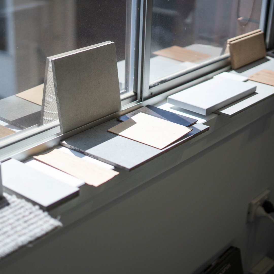 alignforgood's tweet photo. Samples and sunlight in the Launnie Align office ✨ https://t.co/PNkNuScInQ