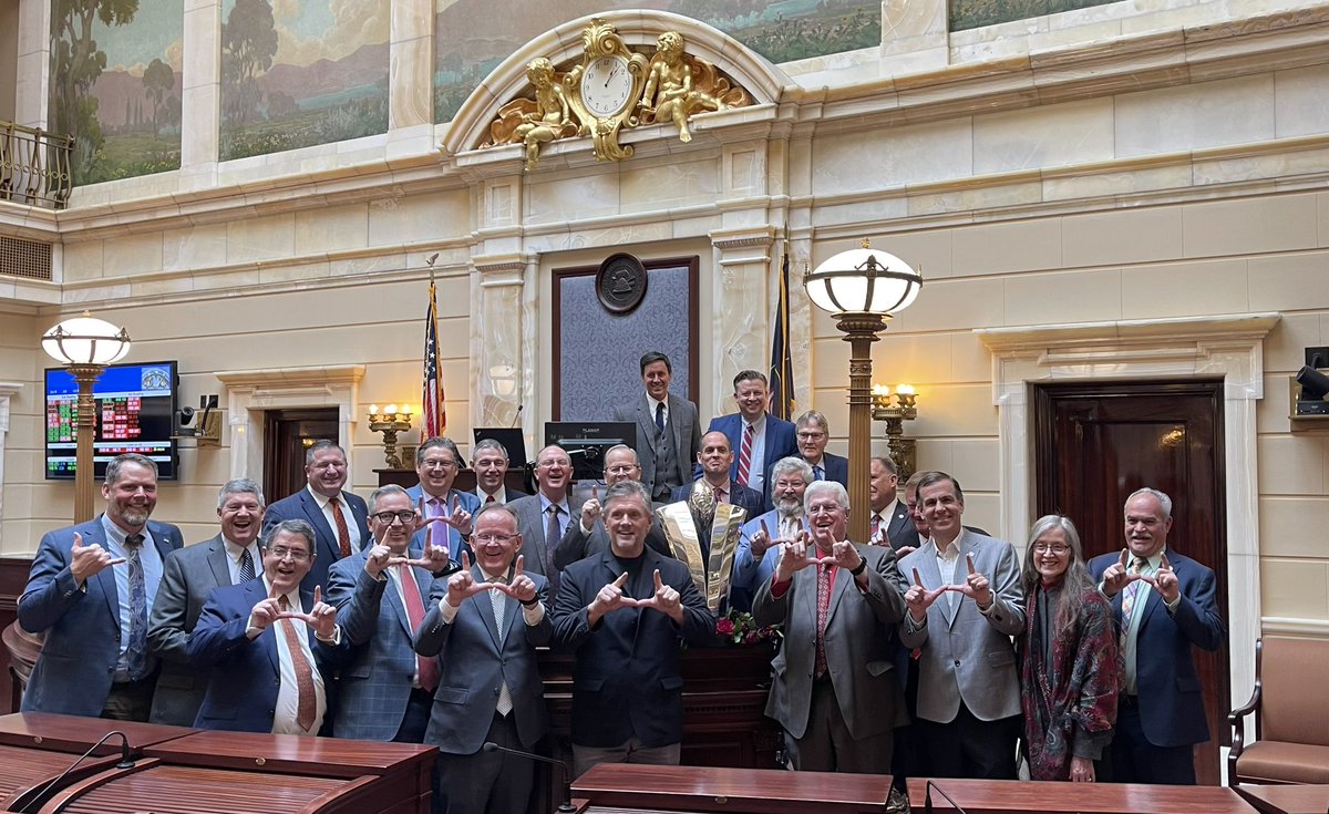 Utah Pig Bus (Porky) Utah Football Tailgate on Twitter "RT Utah