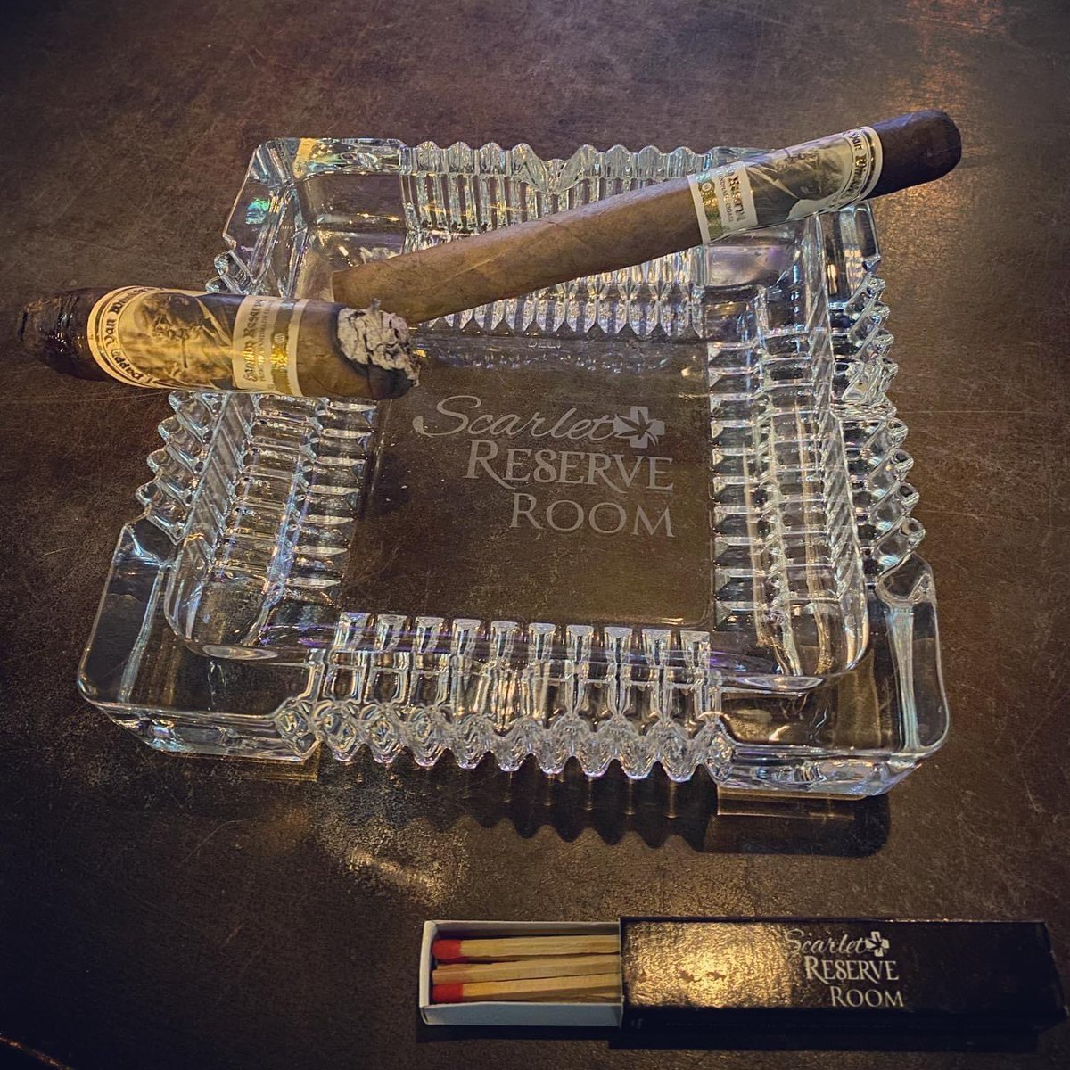 scarletroom_rb's tweet photo. Grab your favorite cigar and enjoy a smoke in our luxury tasting room 🙌 #scarletreserveroom #redbanknj #redbank #nj #cigarlounge https://t.co/XBz4qQYBaW