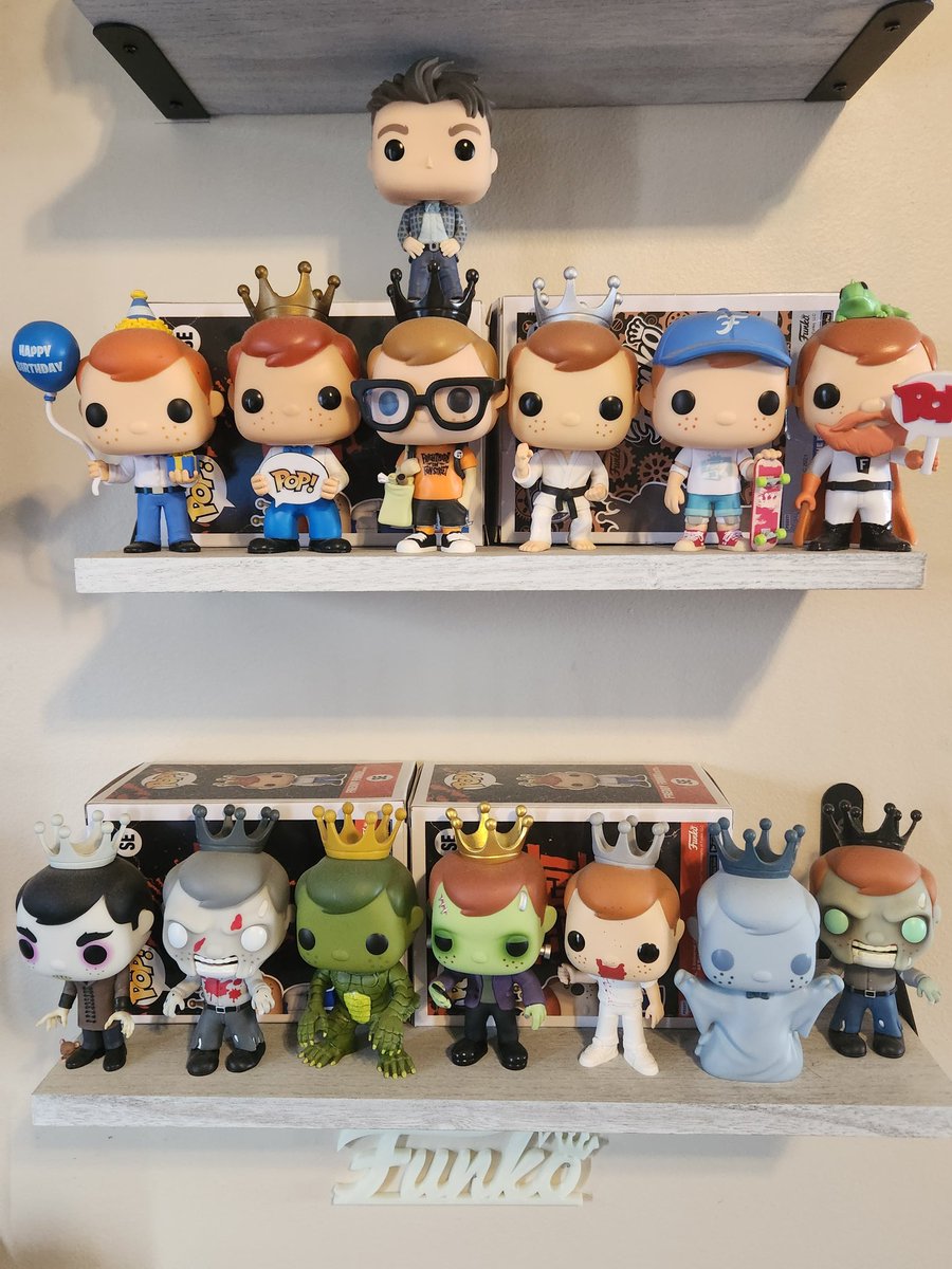 ThePopGateway's tweet photo. My living room is nerdier than yours.
@OriginalFunko
#funkoPOP #funkofam #Funko #funkophotochallenge #FunkoPhotoADayChallenge https://t.co/wSfPuuJGYM