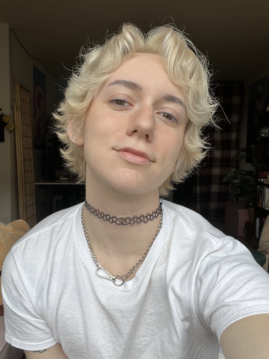 Spencer_sunboy's tweet photo. Got my roots redone and decided to go lighter, but I’m not sure it’s as flattering as the darker blond I had before 😅 https://t.co/Q6NgSHjjwv