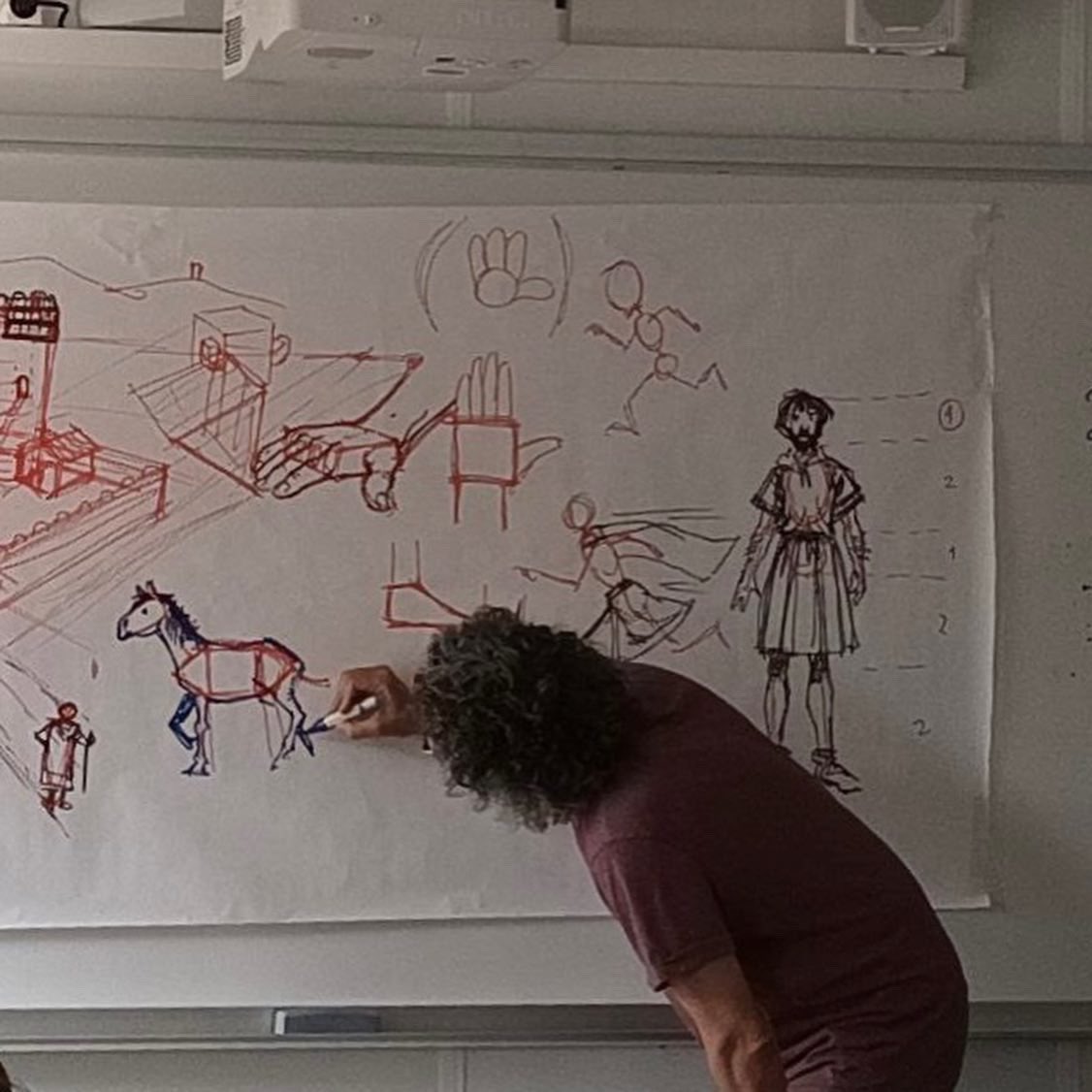 InstitutSantPol's tweet photo. Oriol Garcia Quera, il·lustrador especialitzat en còmic històric, ha passat avui x explicar la seva professió,  donar recursos per dibuixar personatges i arquitectura medievals, i consells a l'hora de fer la distribució de les vinyetes. #EnsIl•lustrem #2ESO https://t.co/CDLJgLObMx