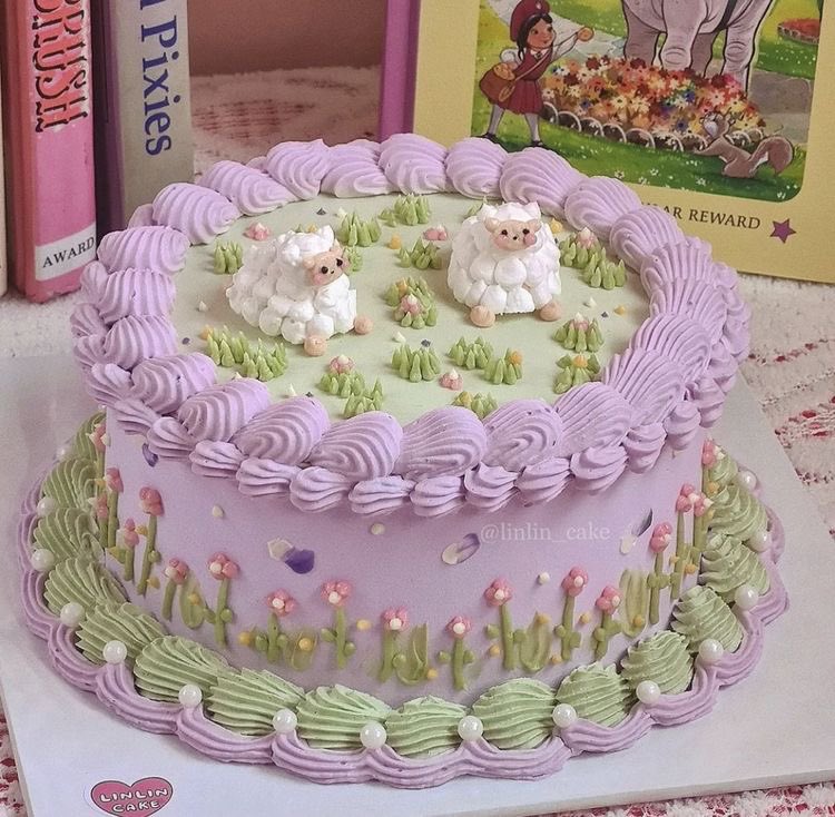 SoftnessDaily's tweet photo. duckie cake or sheep cake? 🎀 https://t.co/GNDLNbhV1J