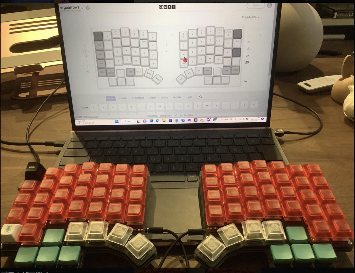 uruzunyaa's tweet photo. #ErgoArrows
ハードウェアは完成。
アルファベット取り合えずカスタム入れたけど、やっぱ記号は俺魔改造し過ぎでC書かないとだめそうｗ
取り合えずこのツイートが自キーで出来たことを喜ぼうｗ https://t.co/DFbuU9Y80L