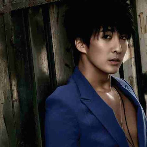 andrea_KHJ_'s tweet photo. @official_KHJ87
BETTER KIM HYUNG JUN 🐢
#kimhyungjun
#SDKB
#ENTC
#JUNIQ
https://t.co/QLsrDxC2qK https://t.co/J7dOrJVuhn