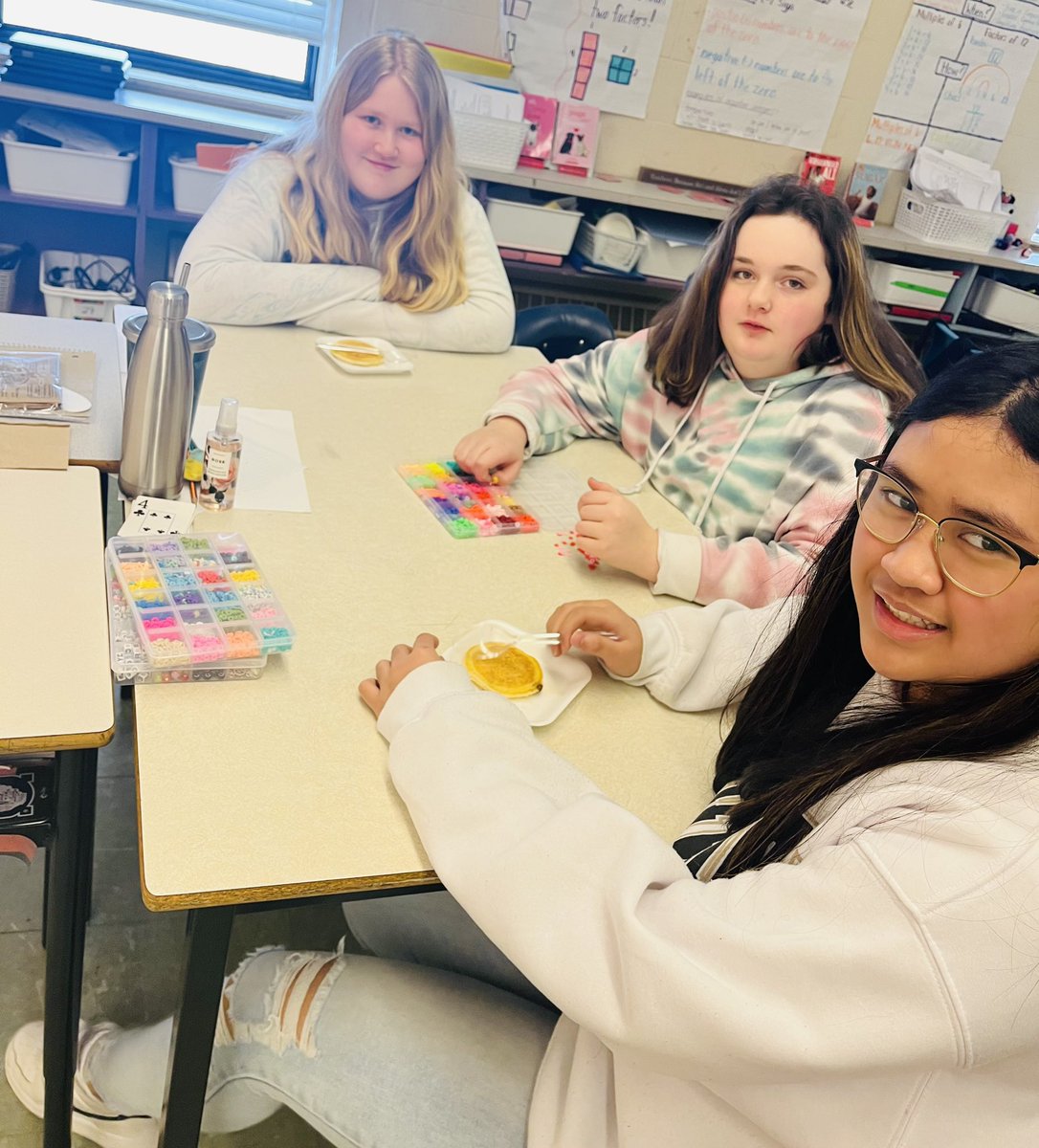 Melissa Connors tweet media