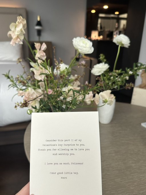 And I just received not one but TWO pretty floral arrangements from My good little boy @philboze3 🥰 🥰