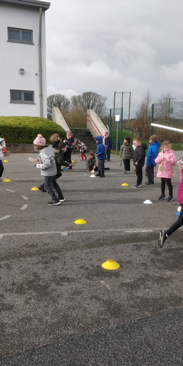 CianDea's tweet photo. "Ash" 🏑 Wednesday in @ennisns today. First day of hurling with juniors and seniors.
 @McNially 👢young lad on the ground just like himself 

@CLGEireOgInis https://t.co/HYIxdctiYr