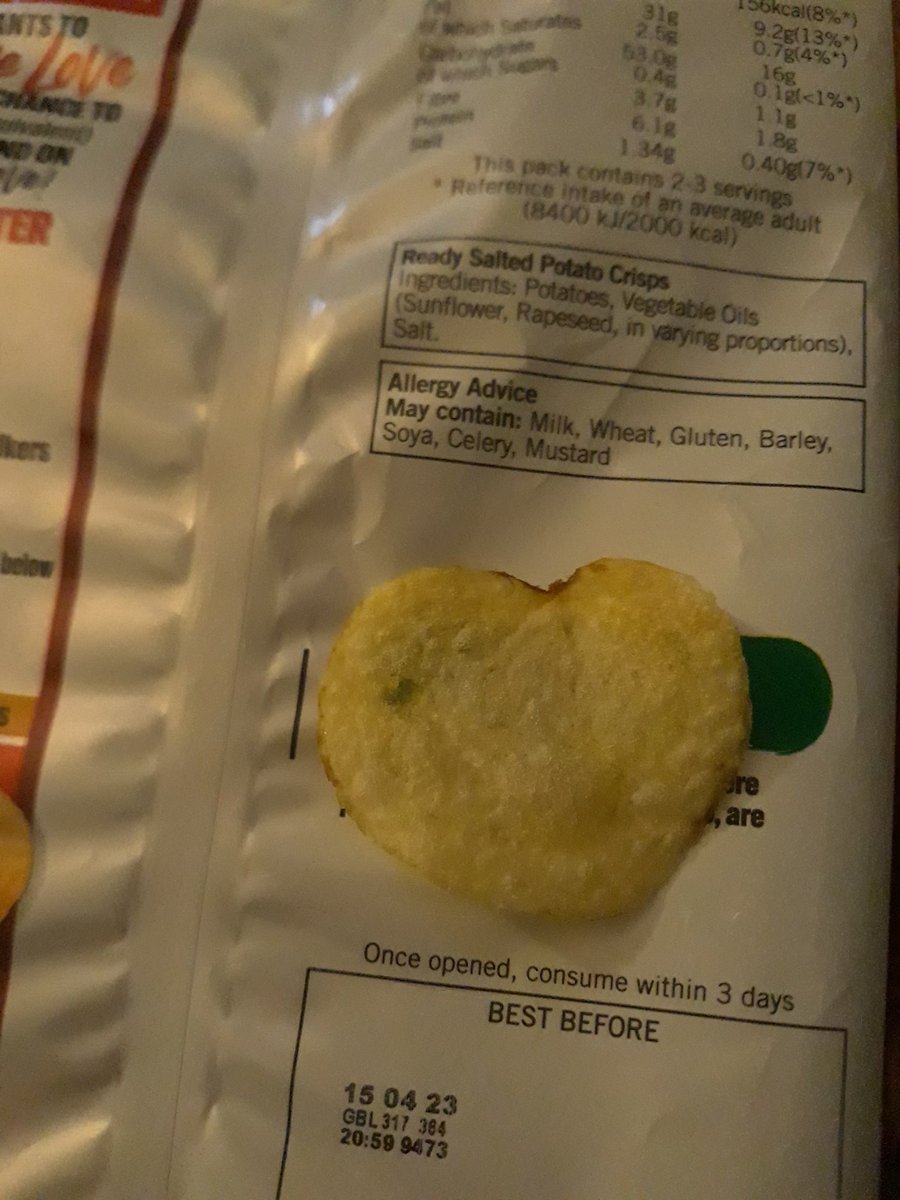 debslyn1982's tweet photo. #lovefromwalkers @walkers_crisps https://t.co/DZjOgGtFjx