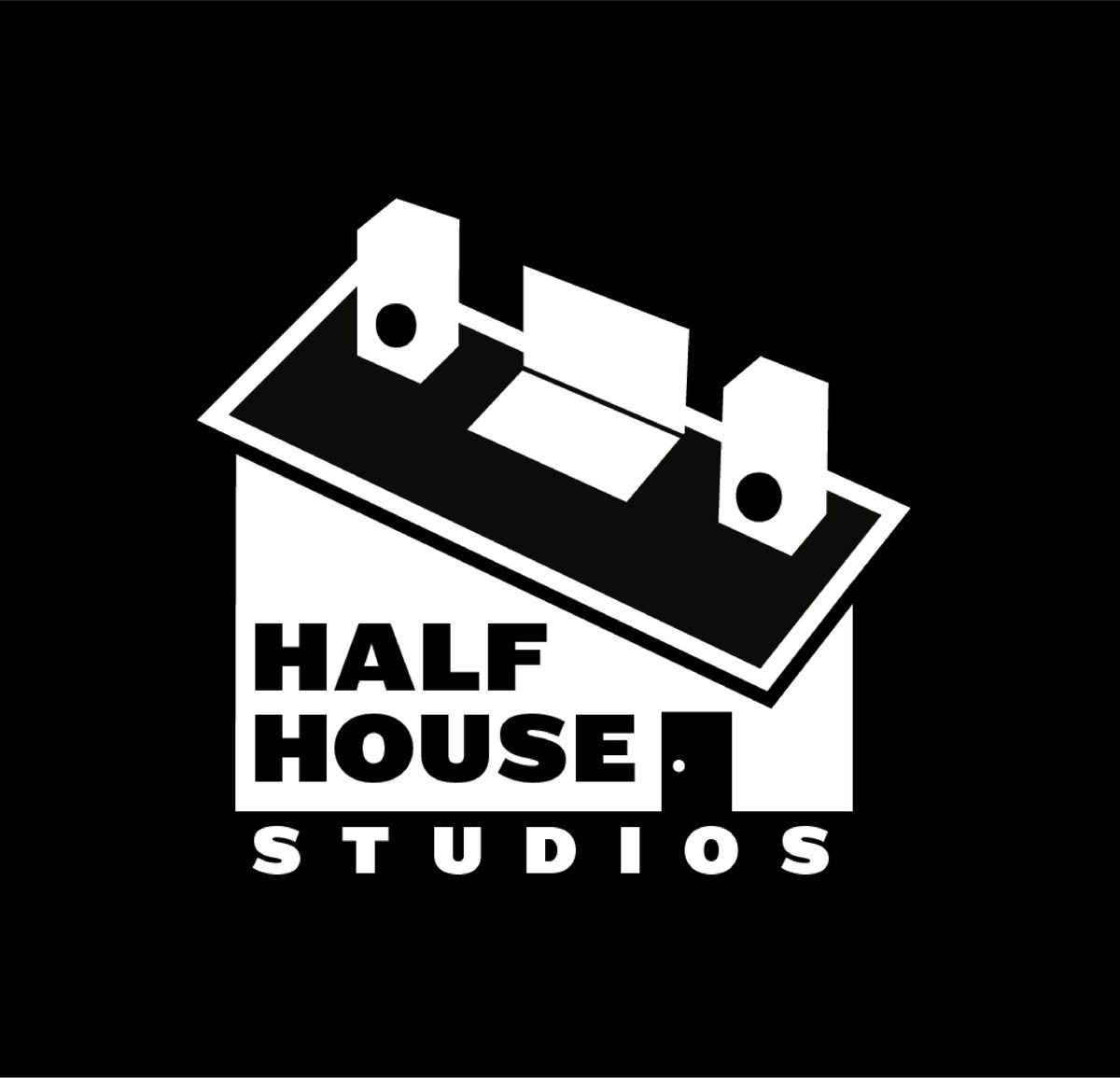 ChampaignIs's tweet photo. Bonus Episode 25 drops this Friday with Mousepad &amp; WhipTRip6 &amp; Iago of @halfhousestu, we chat about finding potential, goals for the CU Music Scene, and why Iago is the best cat ever… Iago refused to comment. #MusicWhereYouLive #podcast #local https://t.co/AcRG7C6jZj