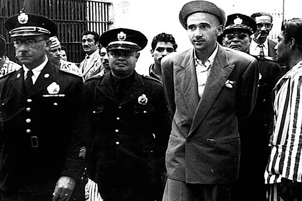 CHICOMONIO's tweet photo. Higinio Sobera de la Flor "El Pelón" Su víctima fue el chofer de la entonces Miss México, Ana Bertha Lepe. Se trataba de un capitán del Ejército a quien disparó en la céntrica avenida Insurgentes y la calle de Yucatán, en la colonia Roma. #piso33 @nofm_radio https://t.co/ymfbo4TTmp