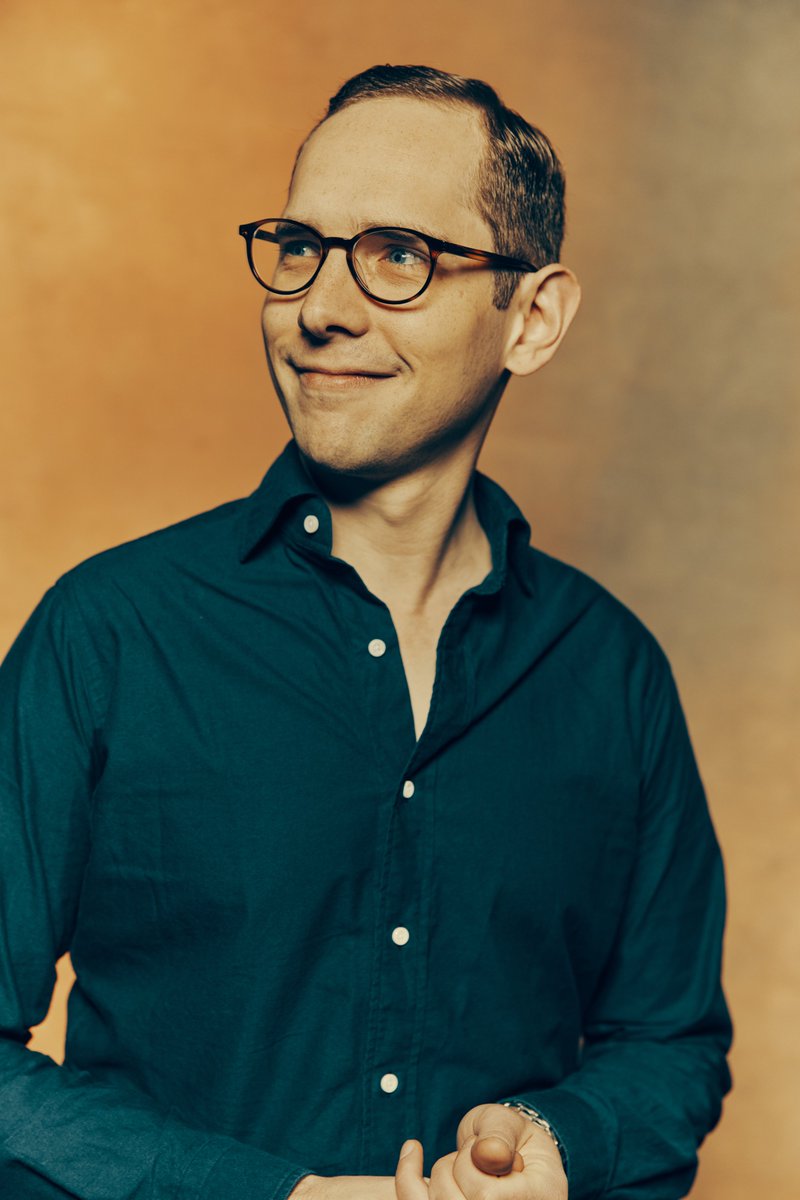 Zachary Rethorn (@zacharyrethorn) on Twitter photo What if I told you that an entire photoshoot could be completed in 90 seconds.
Would you believe it?
The wizard <a href="/jeremycowart/">Jeremy Cowart</a> does just that and my new headshots are 🔥🔥🔥. If you are in the Nashville area, don't sleep on this!
cowart.io/90seconds What if I told you that an entire photoshoot could be completed in 90 seconds.
Would you believe it?
The wizard <a href="/jeremycowart/">Jeremy Cowart</a> does just that and my new headshots are 🔥🔥🔥. If you are in the Nashville area, don't sleep on this!
cowart.io/90seconds