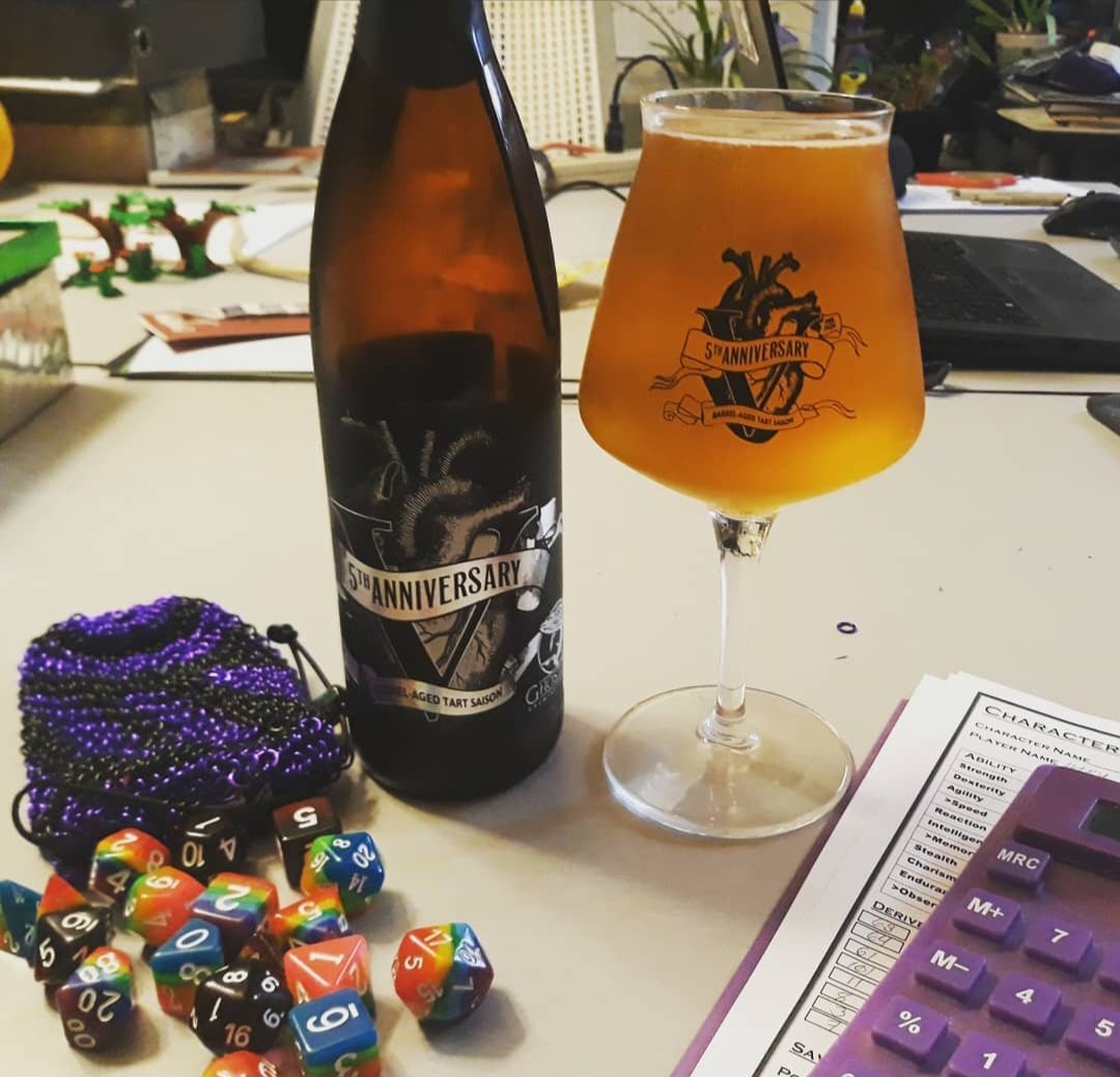 Gaming with my friends is always better with @GhostfishBrewCO beer!
#GhostfishGiveaway #GlutenFreeBeer