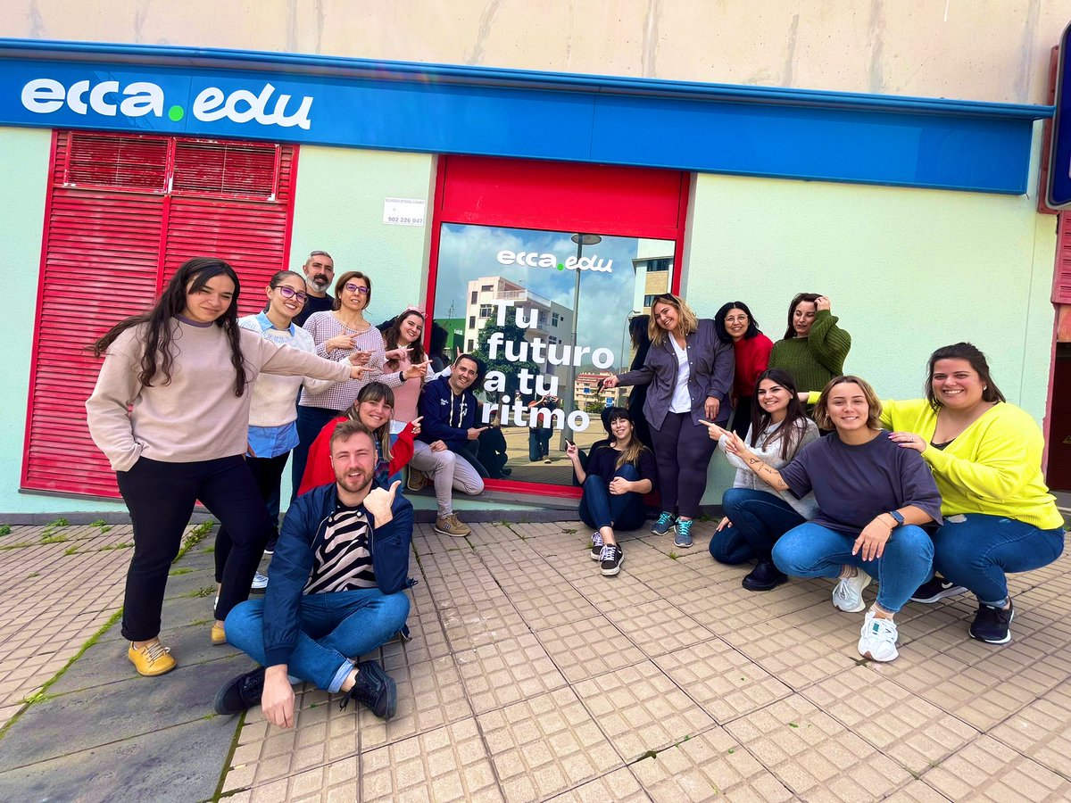 Estrenamos web, nombre, marca, estrategia… 
¡Estrenamos también carteles y vinilo en sede de Ecca en Tenerife! 
Pero mantenemos la buena gente que forma parte de esta casa… 
ecca.edu.es #tufuturoaturitmo