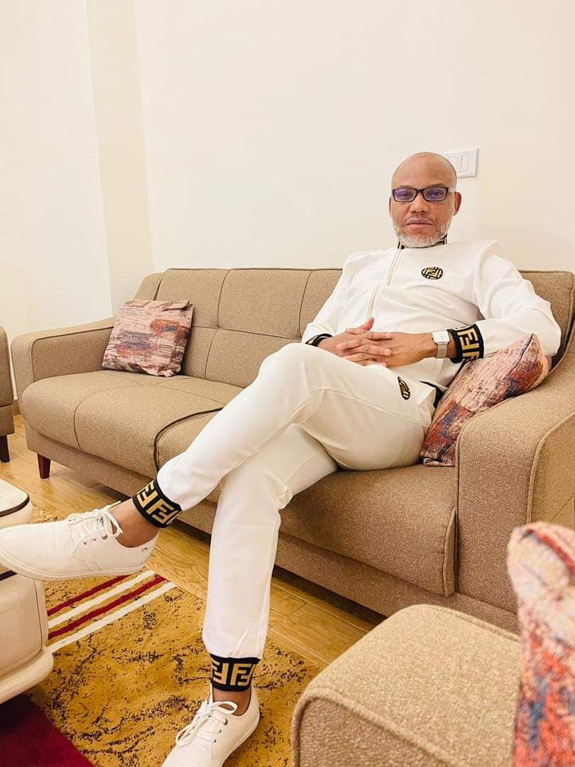 EjioforBar's tweet photo. IMPORTANT CLARIFICATION:

It has become compelling that an important subject capable of prejudicing/negatively impacting our efforts towards the unconditional release of our indefatigable Client - Onyendu Mazi Nnamdi Kanu, is clarified. https://t.co/Y3oeM6PhJk