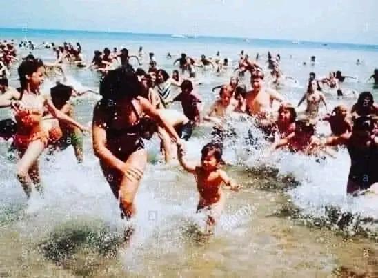 1spiderdan's tweet photo. Hoy se cumplen 40 años 😪 del suceso ocurrido en la playa de "Bahía De Caráquez"

Te lo cuento 👇 https://t.co/VYeZ6LvMkp