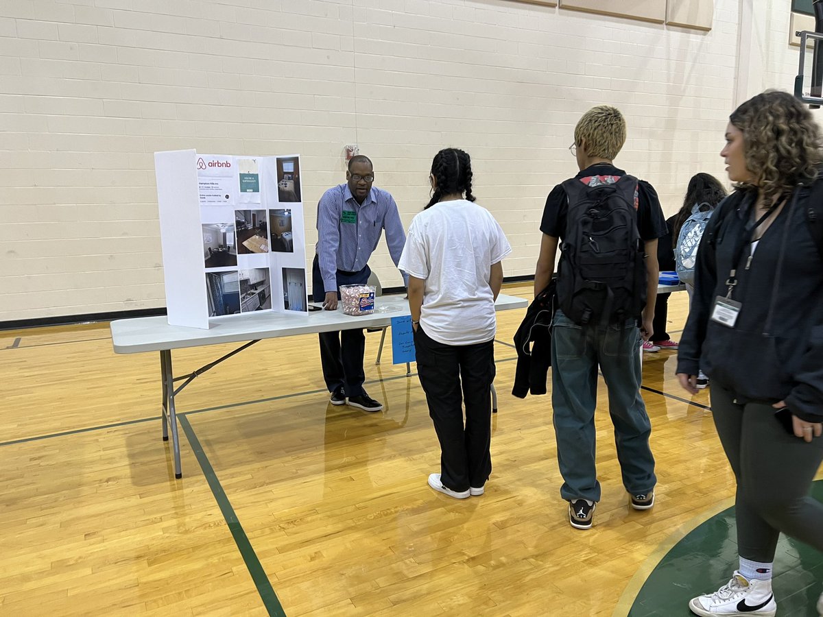 RBHS_WBL's tweet photo. The career fair today was amazing! There were many career clusters represented and the students took advantage of the opportunity of gaining information. #preparingforthefuture #careers https://t.co/5Y9tMGc8ZA