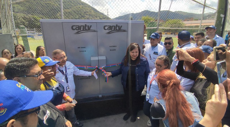 VTVcanal8's tweet photo. Cantv inaugura Nodo de Nueva Generación en el sector Mamera de Caracas

#RetornoFeliz 

https://t.co/gVyj3IcYeR https://t.co/howURQRERx