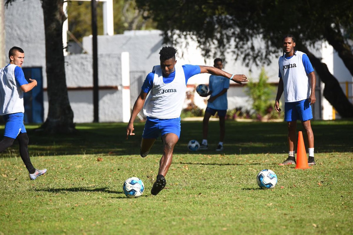 Atlantico F.C. (@fatlantico) on Twitter photo Individualmente son una gota de agua 💧pero Juntos Somos un OCEANO 🌊 ⚽️ PRE-TEMPORADA 2023 ⚓️💙
<a href="/bluejacktar/">BlueJackTar</a>
🏆 #ldf2023 #ldf #LaMaquinaAzul 💙#futboldominicano #futbolrd #futbolpasion #futbolespasion Individualmente son una gota de agua 💧pero Juntos Somos un OCEANO 🌊 ⚽️ PRE-TEMPORADA 2023 ⚓️💙
<a href="/bluejacktar/">BlueJackTar</a>
🏆 #ldf2023 #ldf #LaMaquinaAzul 💙#futboldominicano #futbolrd #futbolpasion #futbolespasion