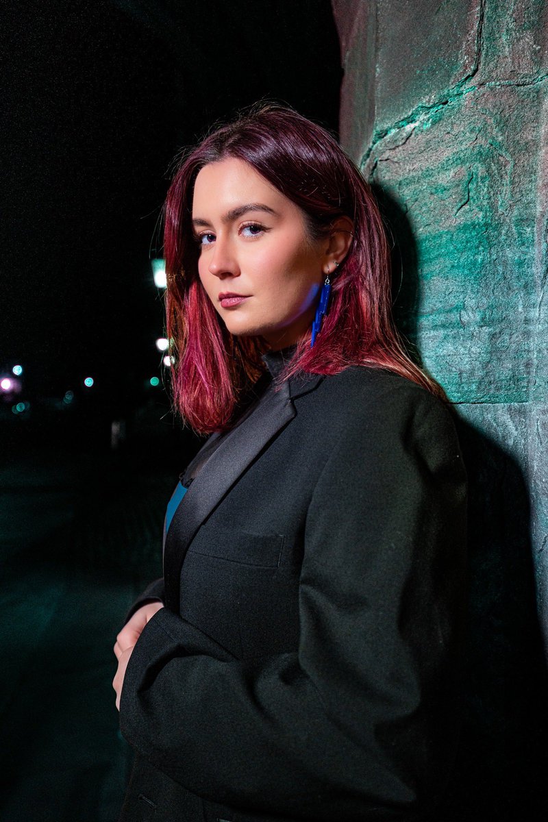 Anoushka Pluwak (Soprano)

Anoushka’s stunning sop tones have been a treat to hear in NL again this year, and if you’re lucky you might also hear her *unique* laugh… her headshots have made us realise that plum and teal is an elite combination 🤩