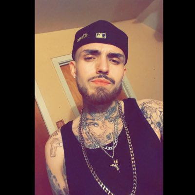 BigChopsss's tweet photo. #NewProfilePic https://t.co/VUOi3BTdD4