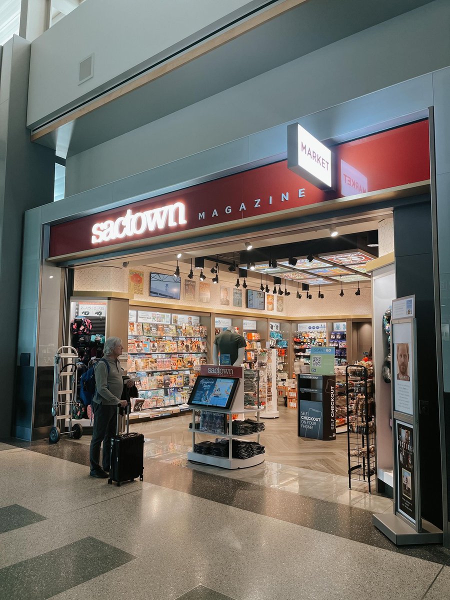 FlySMF's tweet photo. ๐Book lovers!๐ Heard about our Read + Return program? ๐ซBuy a book, read it, return it for a 50% refund! ๐ฒGet lost in a good book while waiting for your flight๐Visit our participating stores and start your reading adventure today!๐ธ #ReadAndReturn #AirportReading ๐ซ๐ https://t.co/rYw4qOpA4h