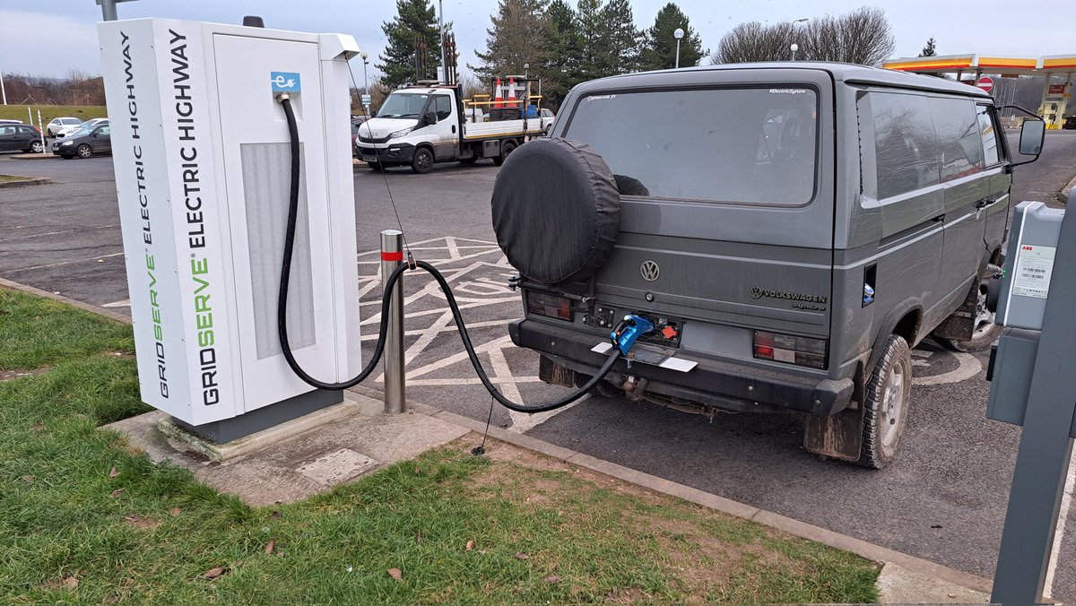 vw_syncro_ev's tweet photo. @road_electric My ex-taxi 2013 leaf motor is now at 197,000 miles. #ElectricSyncro https://t.co/qyYdO2b8Ds