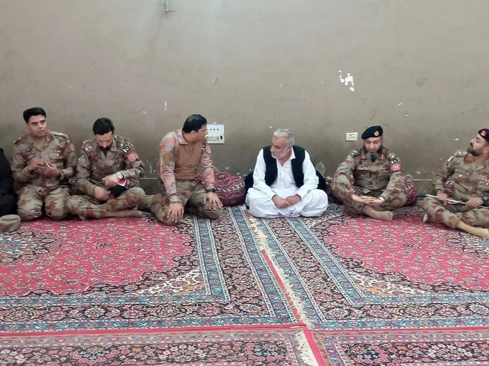 KBysma's tweet photo. Freedom fighters &amp; Activists are Terrorists to media &amp; state but ruthless inhumane Landlords like Sardar Khetran are always esteemed by the Military, why? "There's no black or white, everything is grey in this country"
#BarkhanIncident #Balochistan #سردار_کو_پھانسی_دو https://t.co/DlebyMeT6j
