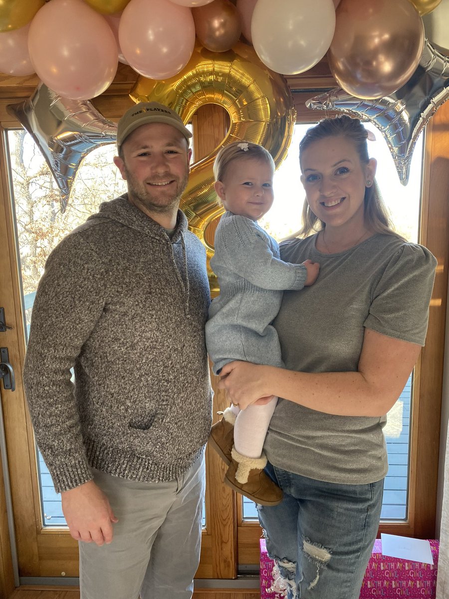 HendricksonILL's tweet photo. Happy Birthday!
Our daughter Charlotte is now 2️⃣‼️ https://t.co/nnWToiLbOX