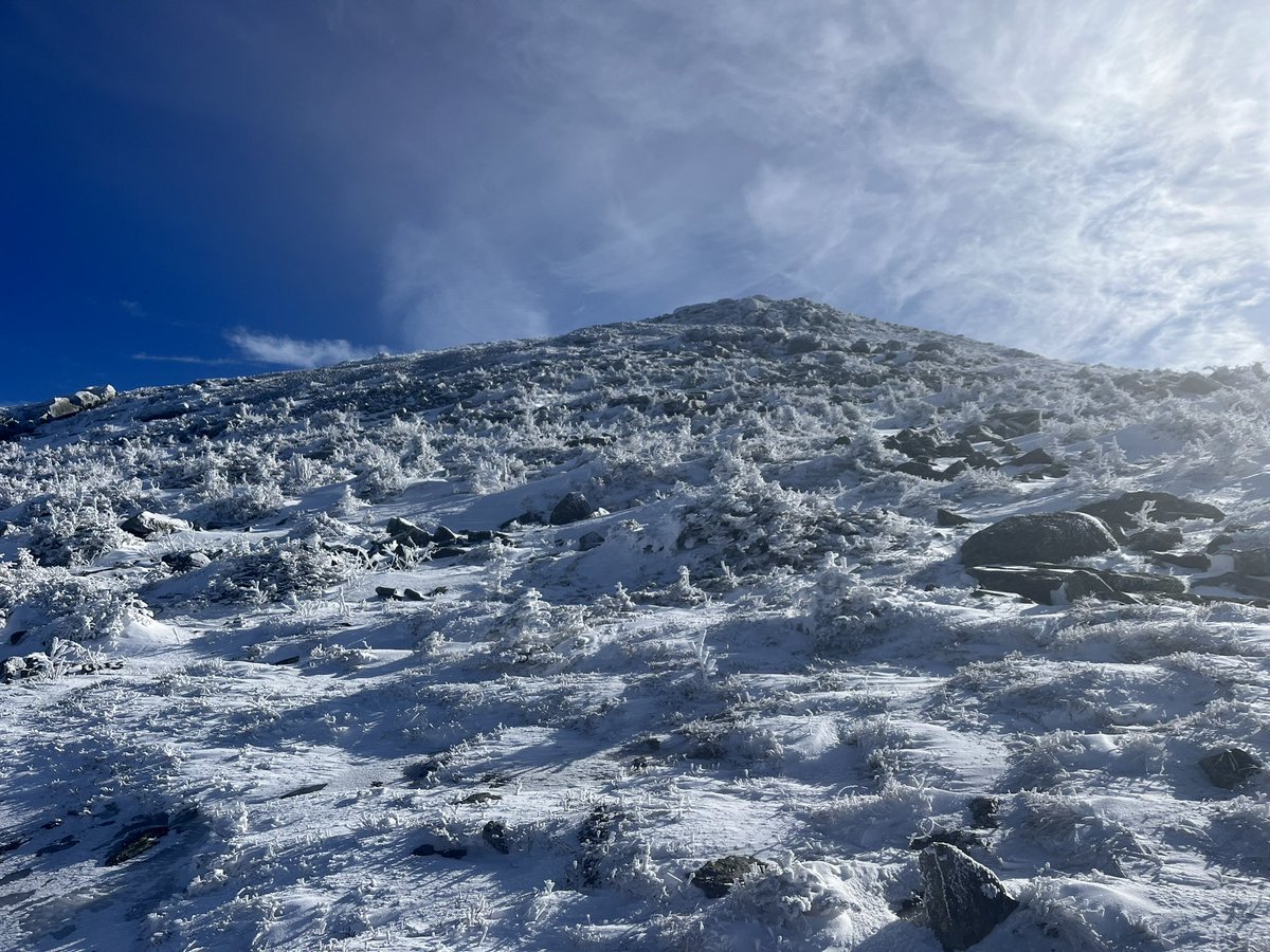 chrislb104's tweet photo. Mount Lafayette and Green Leaf hut. My first solo winter 4k. Got ๐๐ปwith a weather window. @whitemts @AppMtnClub @nhdfl #mountlafayettewinter #greenleafhut #nh4kfooters https://t.co/o7Gpxf8dNm