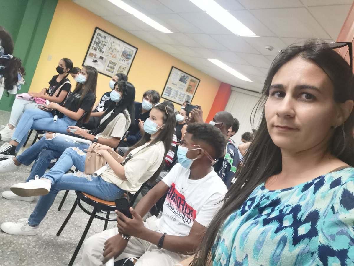 CKikirito's tweet photo. El proyecto Kikirito estuvo presente en la inauguración de la Semana de la Cultura Britanica en Cuba. En los estudios de animación del ICAIC tuvimos la oportunidad de disfrutar de la presentación de El Rodaje serie  dirigida por Ivette Avila y con el apoyo del Consejo Británico. https://t.co/VubSL3oU7u