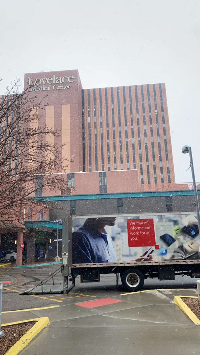 ShadowD24's tweet image. I love it when it starts to snow.