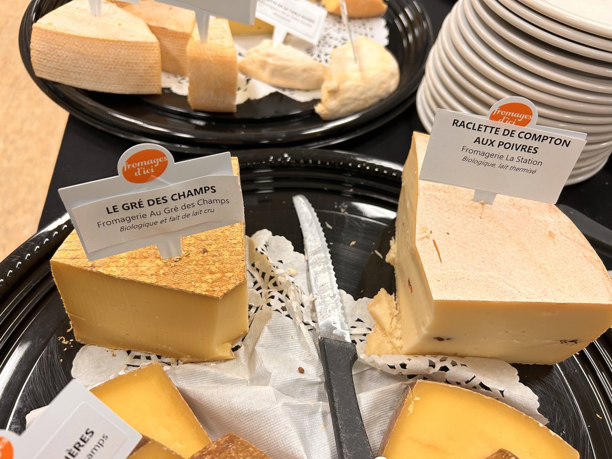AgWomen_Canada's tweet photo. Belle journée à INPACQ 👌
#LaitBio et fromage 🧀 🤤
🐄🐄🐄
#Vetoquinol https://t.co/dn2VTzH42U