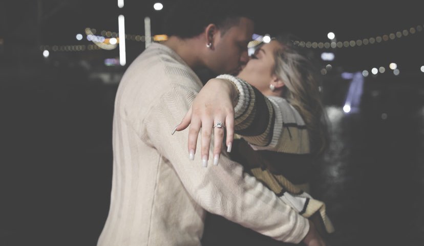 FlowersJayden's tweet photo. Twitter didn’t get the memo yet💍 https://t.co/7O0shxxMqa