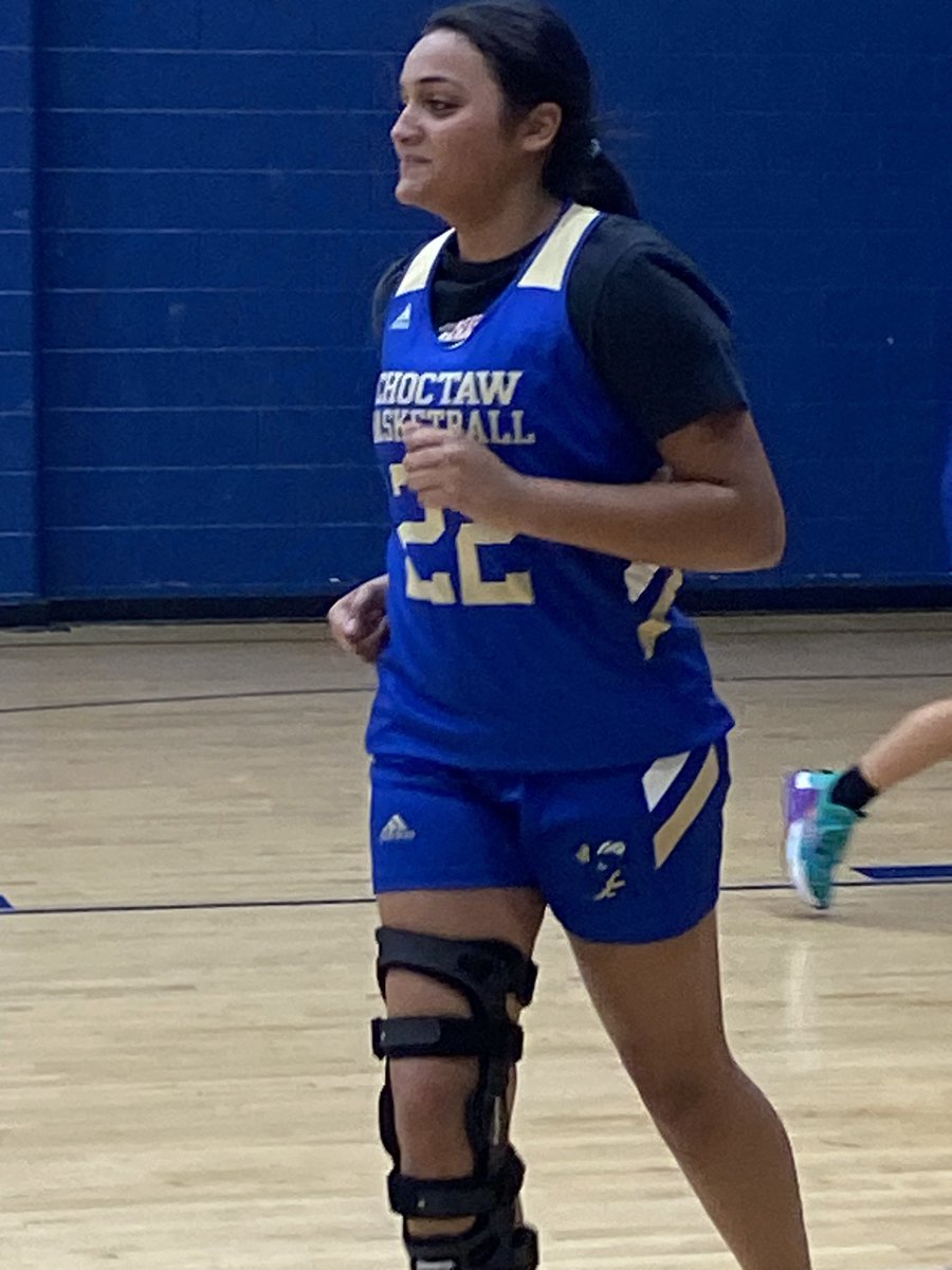 LadyJacketBB's tweet image. Good to have @AlauraPruitt back on the court today! Great energy in practice! Tomorrow is go time!