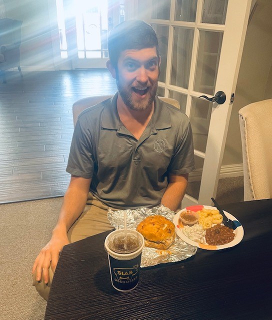 Arboretum_TX's tweet photo. The Madison Arboretum Team enjoyed a delicious lunch today from SLAB BBQ &amp; Beer!
We highly recommend checking out some of the great sandwiches they have to offer.

#EatLocal #LoveWhereYouLive #Austin #SlabBBQ https://t.co/KgGaE5AuTY