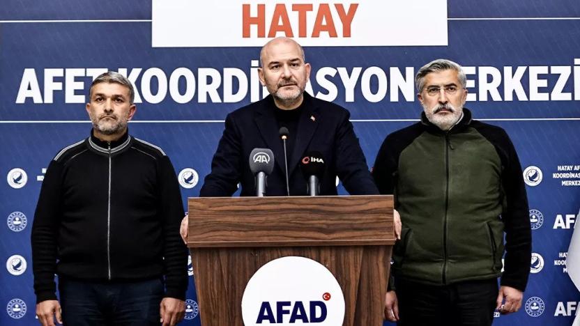 Soylu: Türkiye bu hazırlıkları yapmamış olsaydı çok büyük bir kaos ile karşı karşıya kalırd

haber.sol.org.tr/haber/soylu-tu…