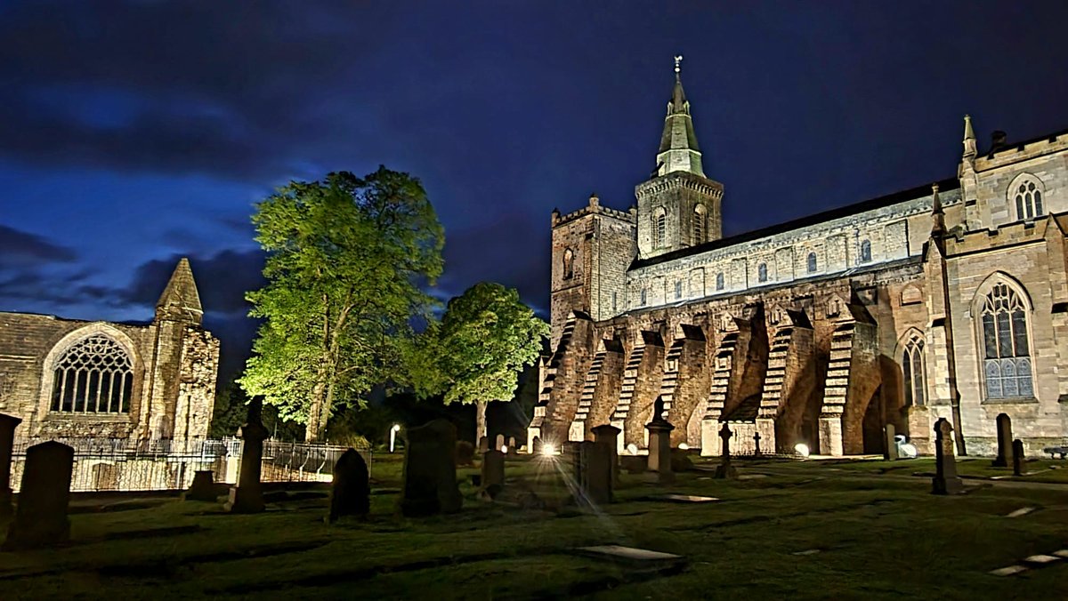 LoveDunfermline's tweet image. A6 Dunfermline has something to discover around every corner with beautiful scenes that are ever changing depending on the time of day or season #ScotlandHour